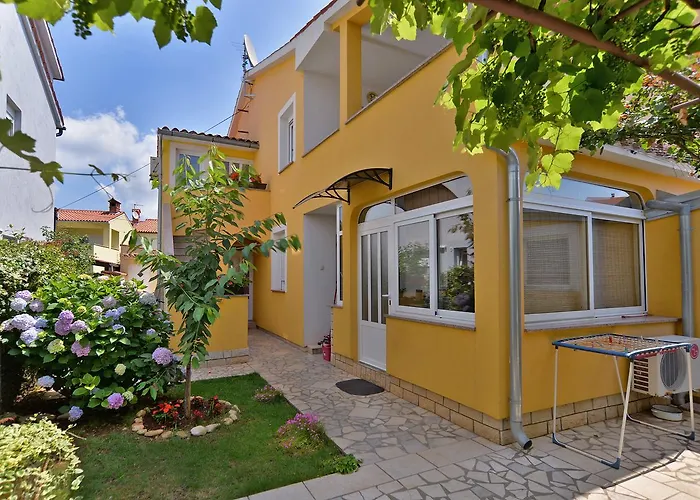 Apartments Milena 436