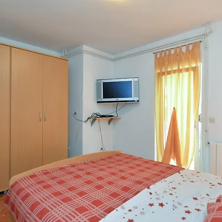 Apartments Milena 436 Fazana Exterior photo