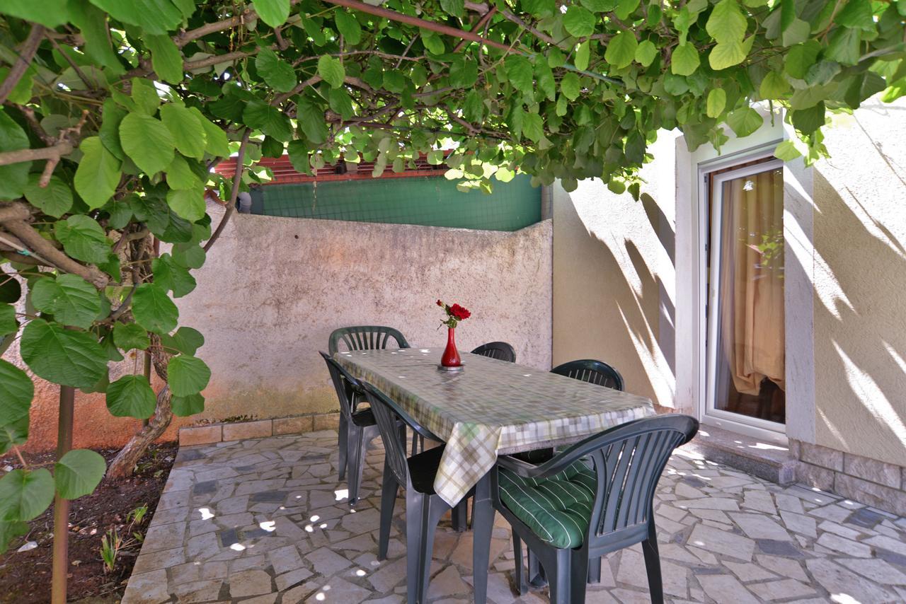 Milena 436 Appartement Fažana